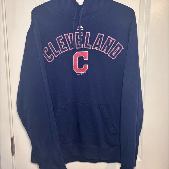 Cleveland Indians Majestic Navy Hoodie - Picture 1 of 3